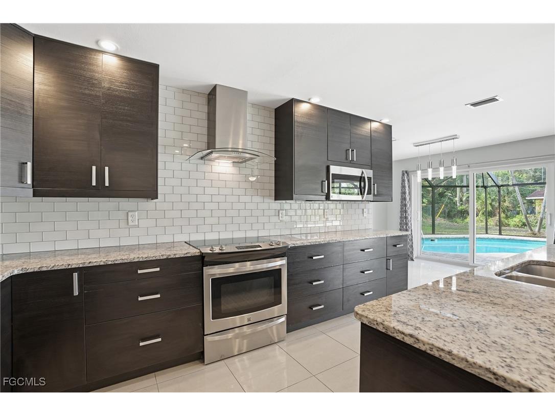 8967 Ellington Street Fort Myers FL 33907 2025022444 image14