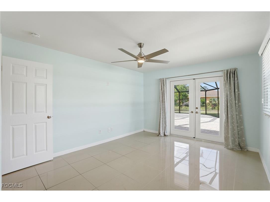 8967 Ellington Street Fort Myers FL 33907 2025022444 image20