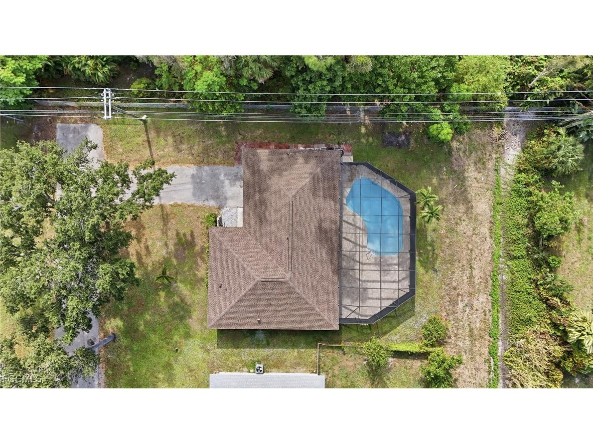 8967 Ellington Street Fort Myers FL 33907 2025022444 image40