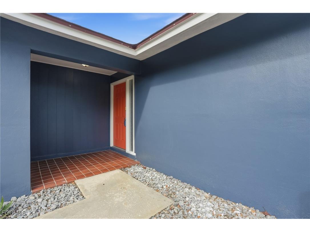 8967 Ellington Street Fort Myers FL 33907 2025022444 image6