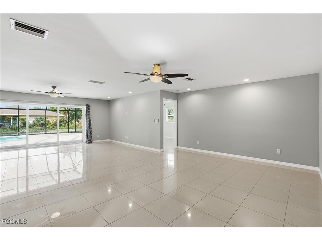 8967 Ellington Street Fort Myers FL 33907 2025022444 image7
