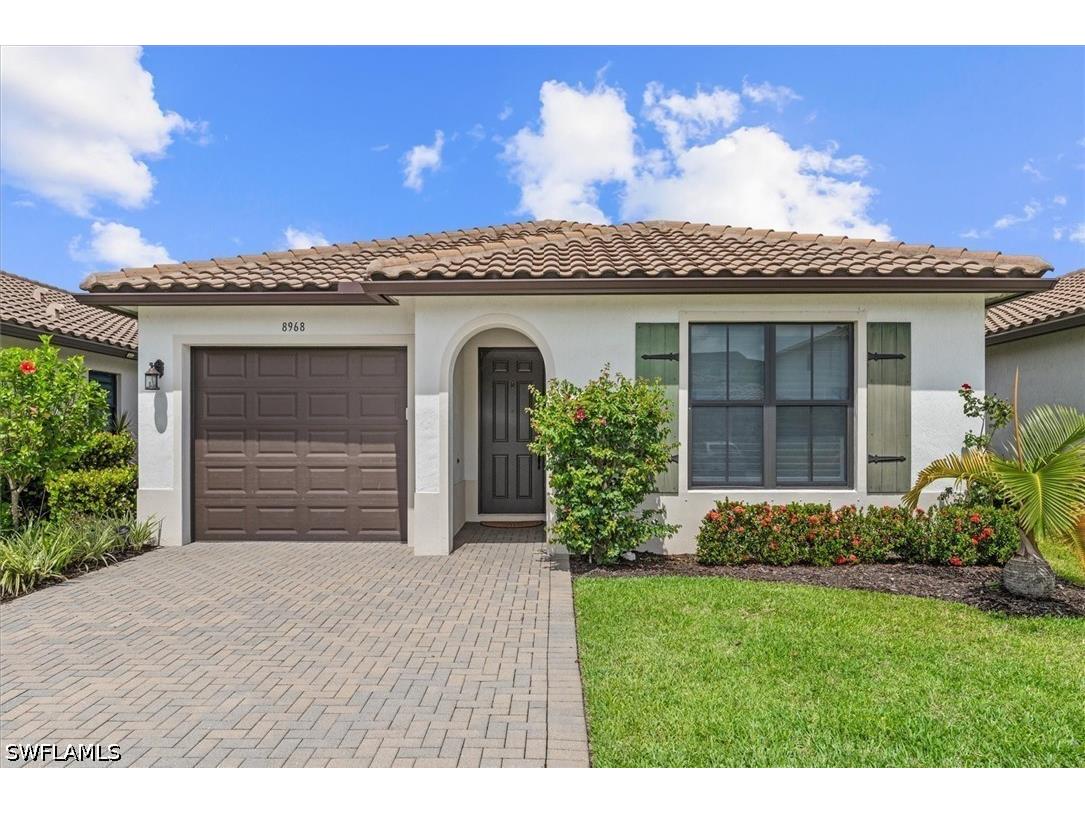 8968 Madrid Circle Naples FL 34104 226020765 image1