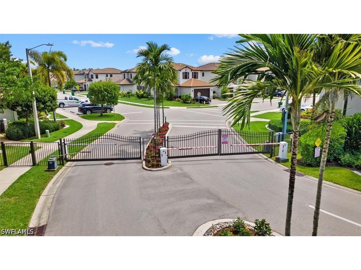8968 Madrid Circle Naples FL 34104 226020765 image28