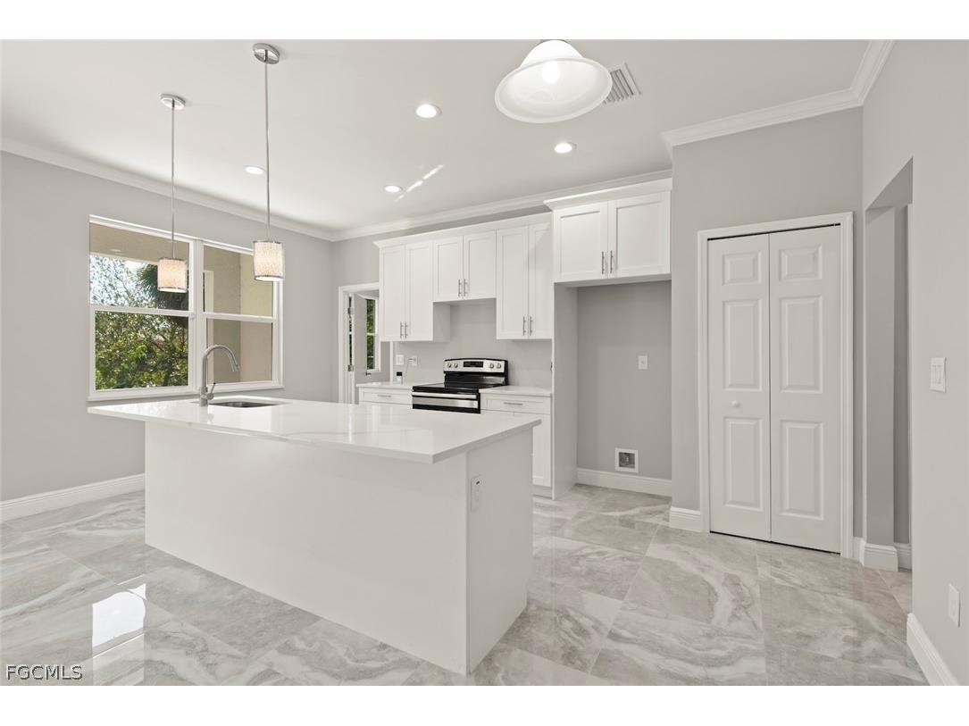 897 Iris Drive North Fort Myers FL 33903 2026007103 image20