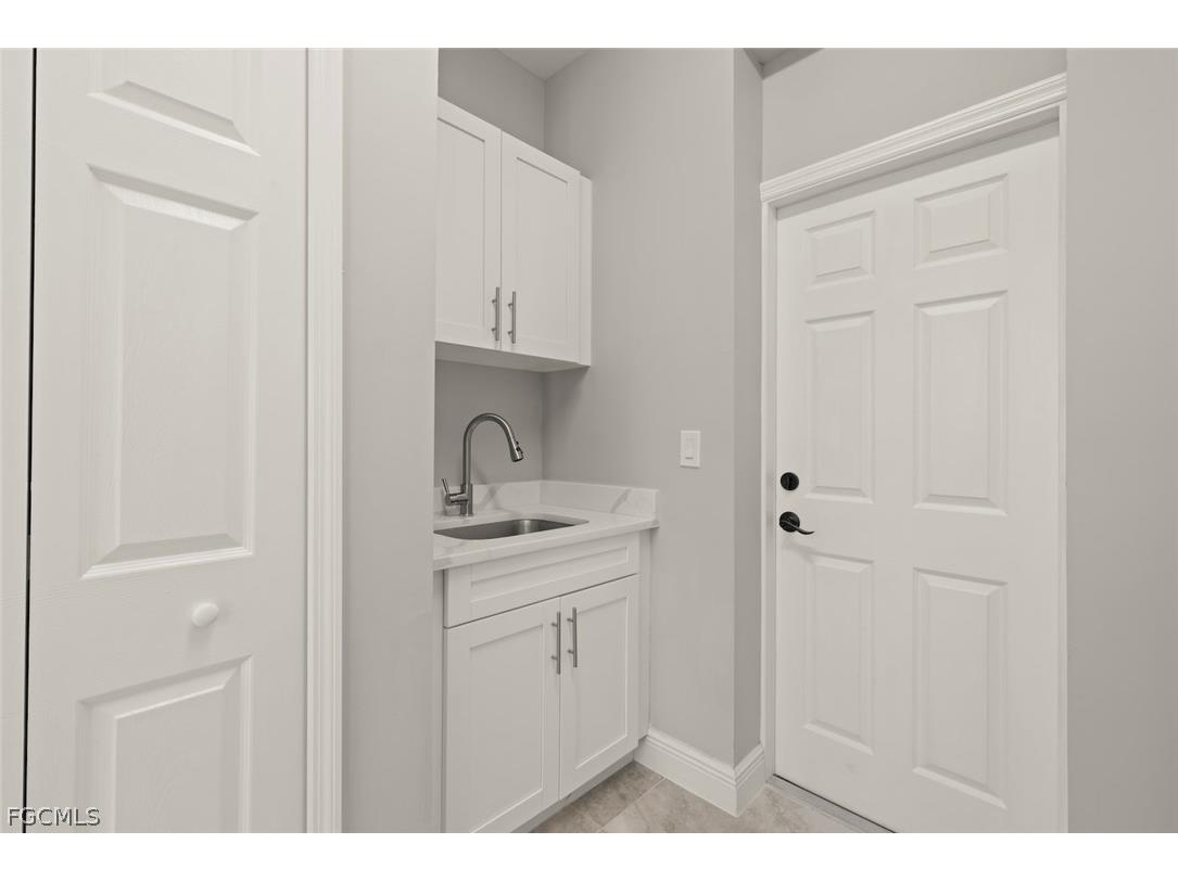 897 Iris Drive North Fort Myers FL 33903 2026007103 image24