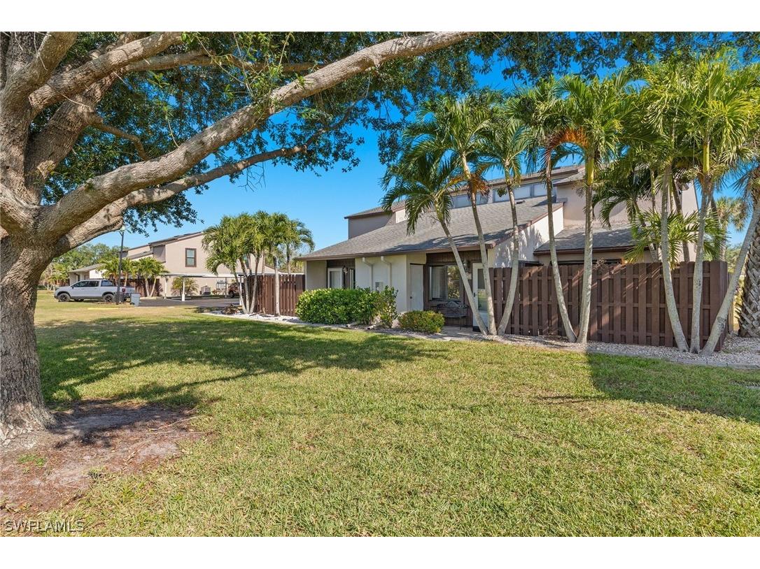 8975 Somerset Boulevard Fort Myers FL 33919 224036722 image1
