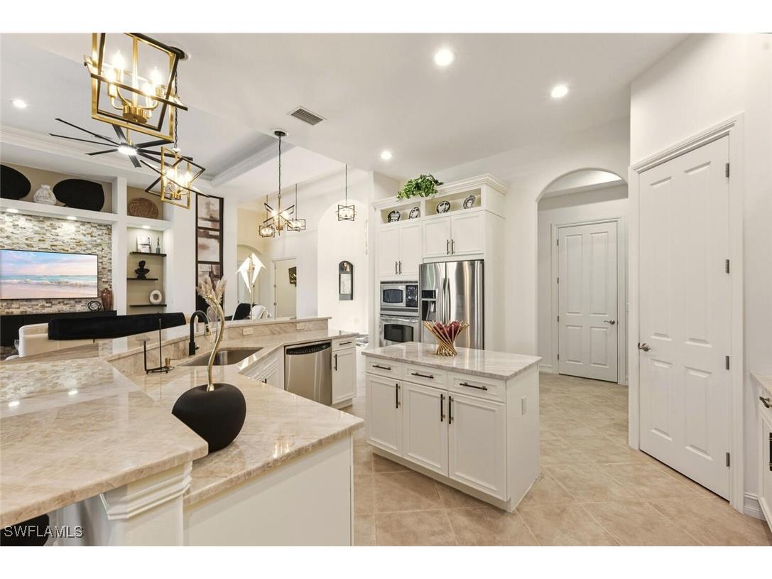 8977 Crooked Stick Court Naples FL 34113 225083890 image10