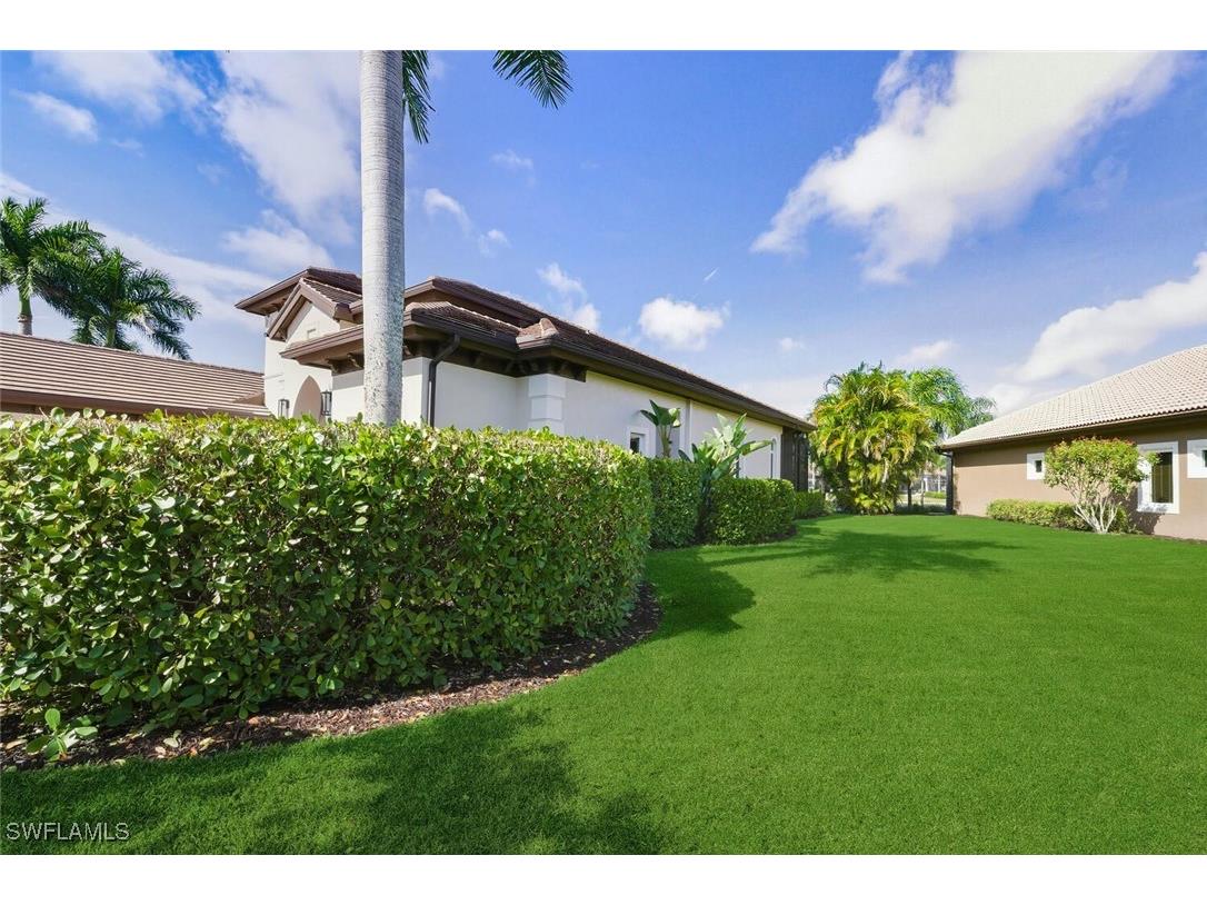 8977 Crooked Stick Court Naples FL 34113 225083890 image42