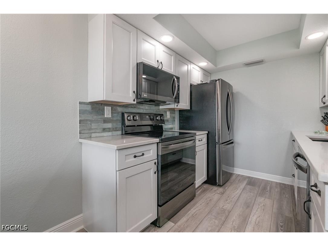 898 Buttonwood Drive #105 Fort Myers Beach FL 33931 2026020726 image12