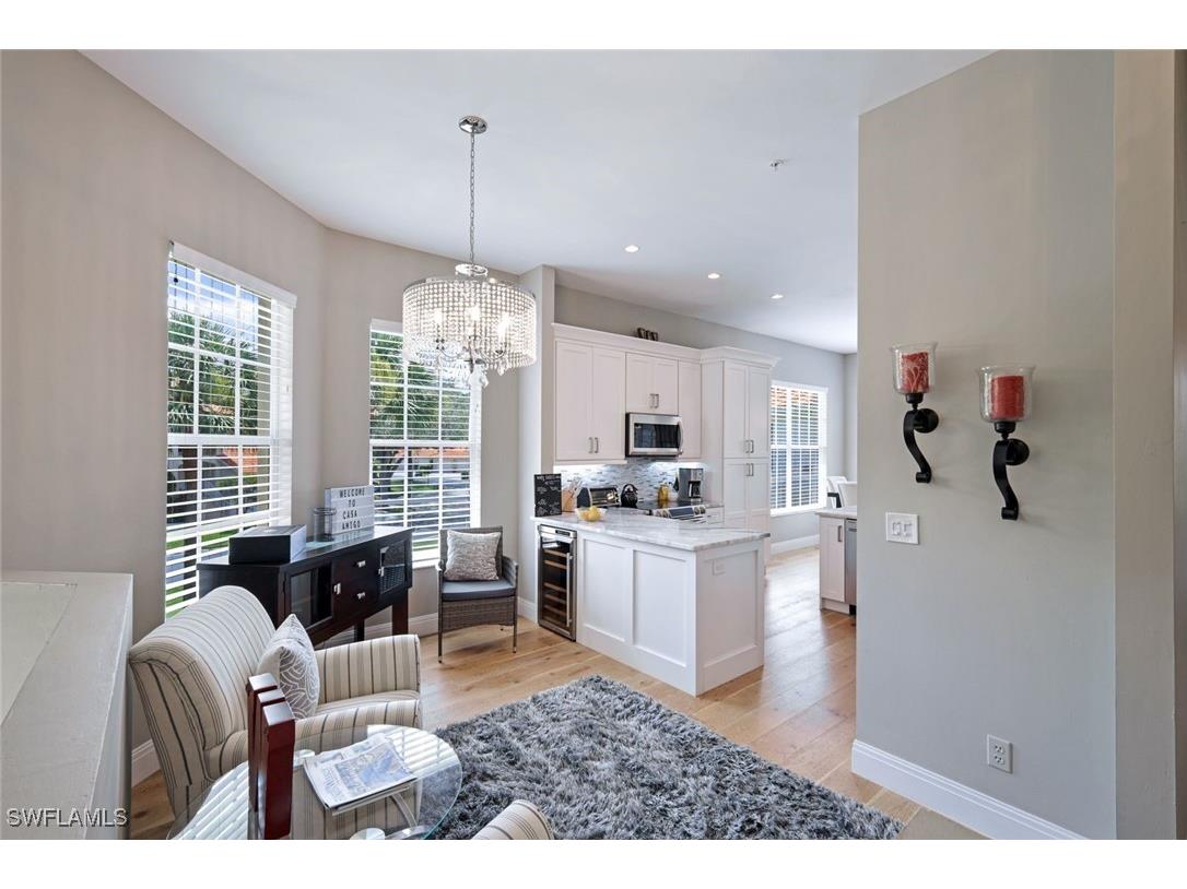 898 Egrets Run #201 Naples FL 34108 225034408 image10