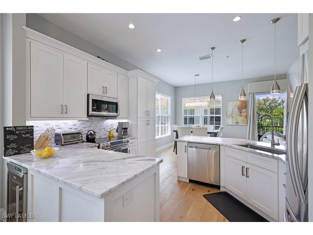 898 Egrets Run #201 Naples FL 34108 225034408 image6