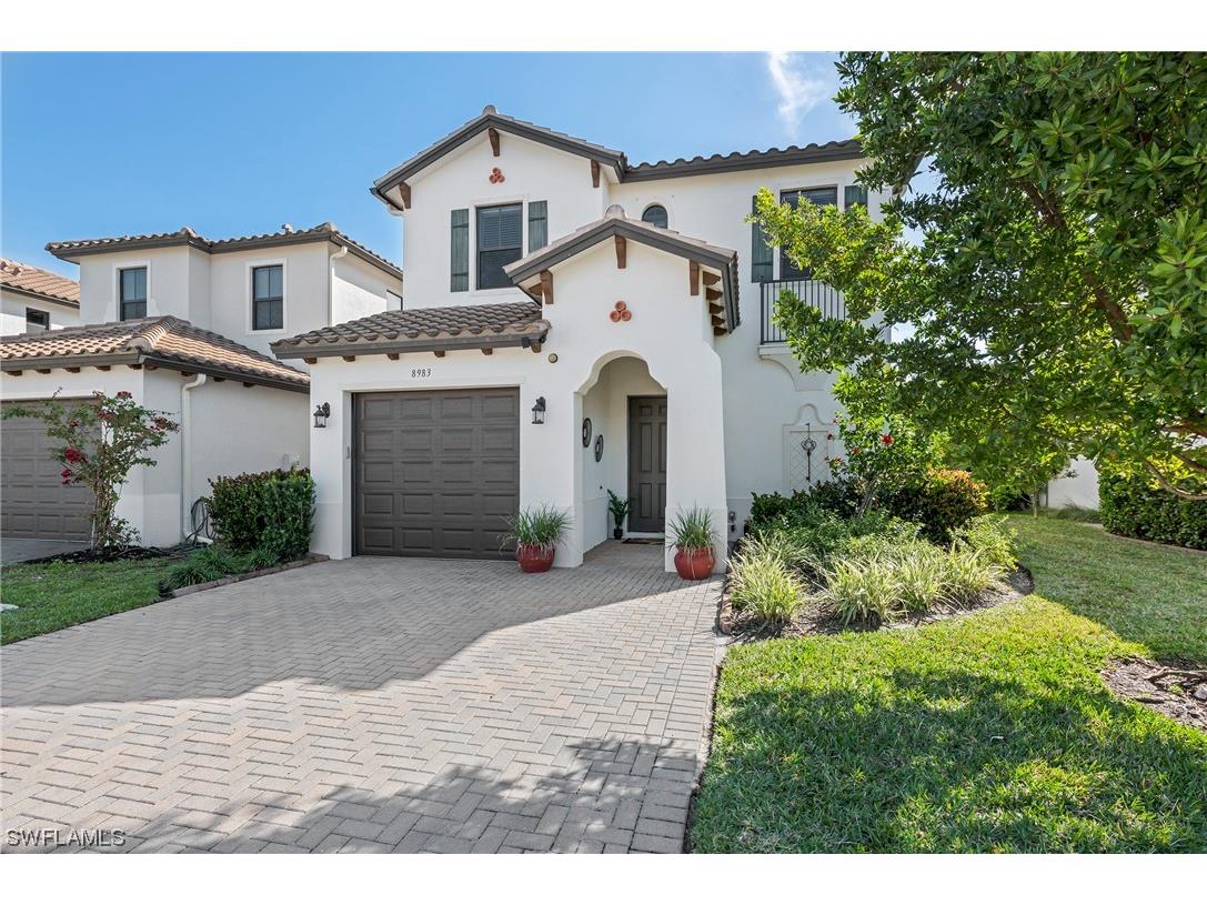 8983 Madrid Circle Naples FL 34104 224021011 image1