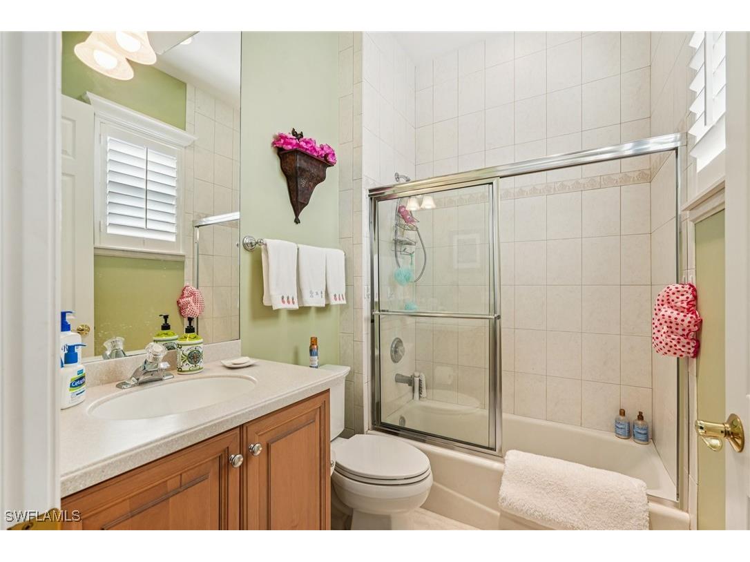 8983 Star Tulip Court Naples FL 34113 226003720 image15