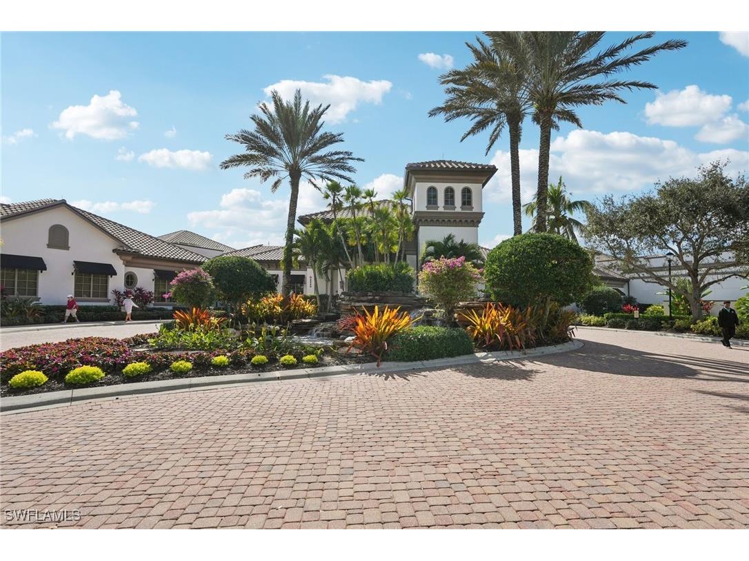 8983 Star Tulip Court Naples FL 34113 226003720 image37