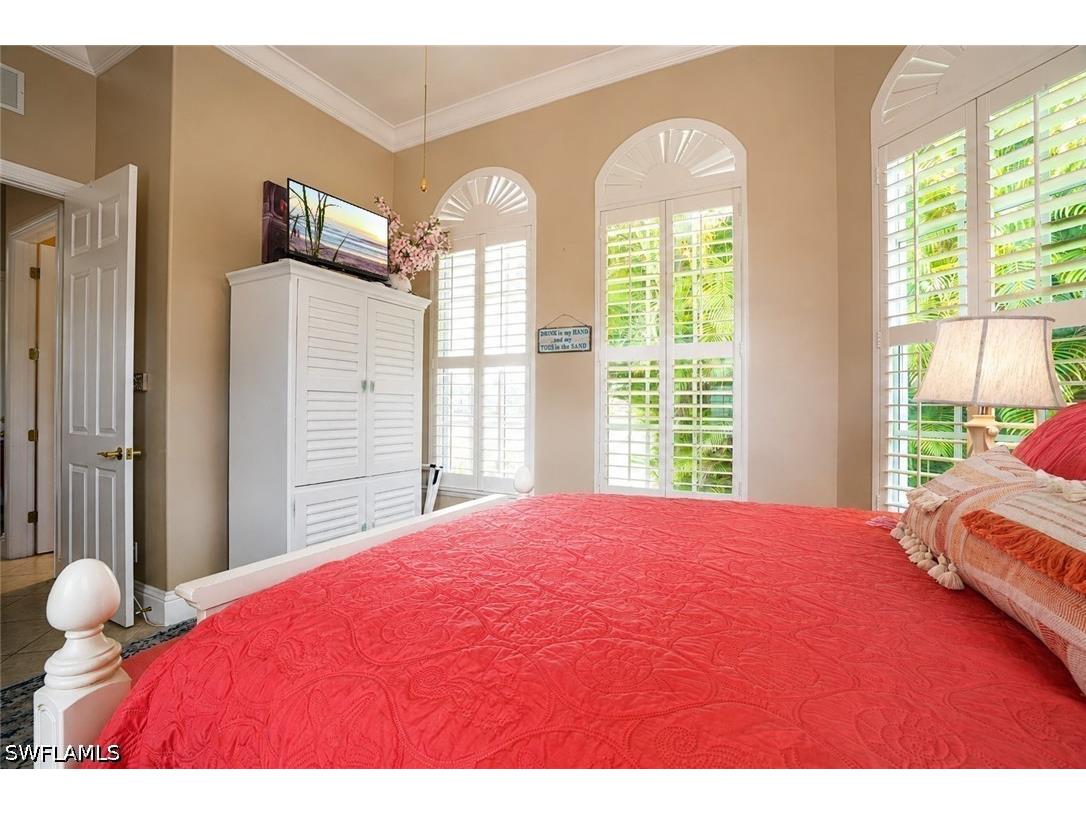 8983 Star Tulip Court Naples FL 34113 226020223 image25
