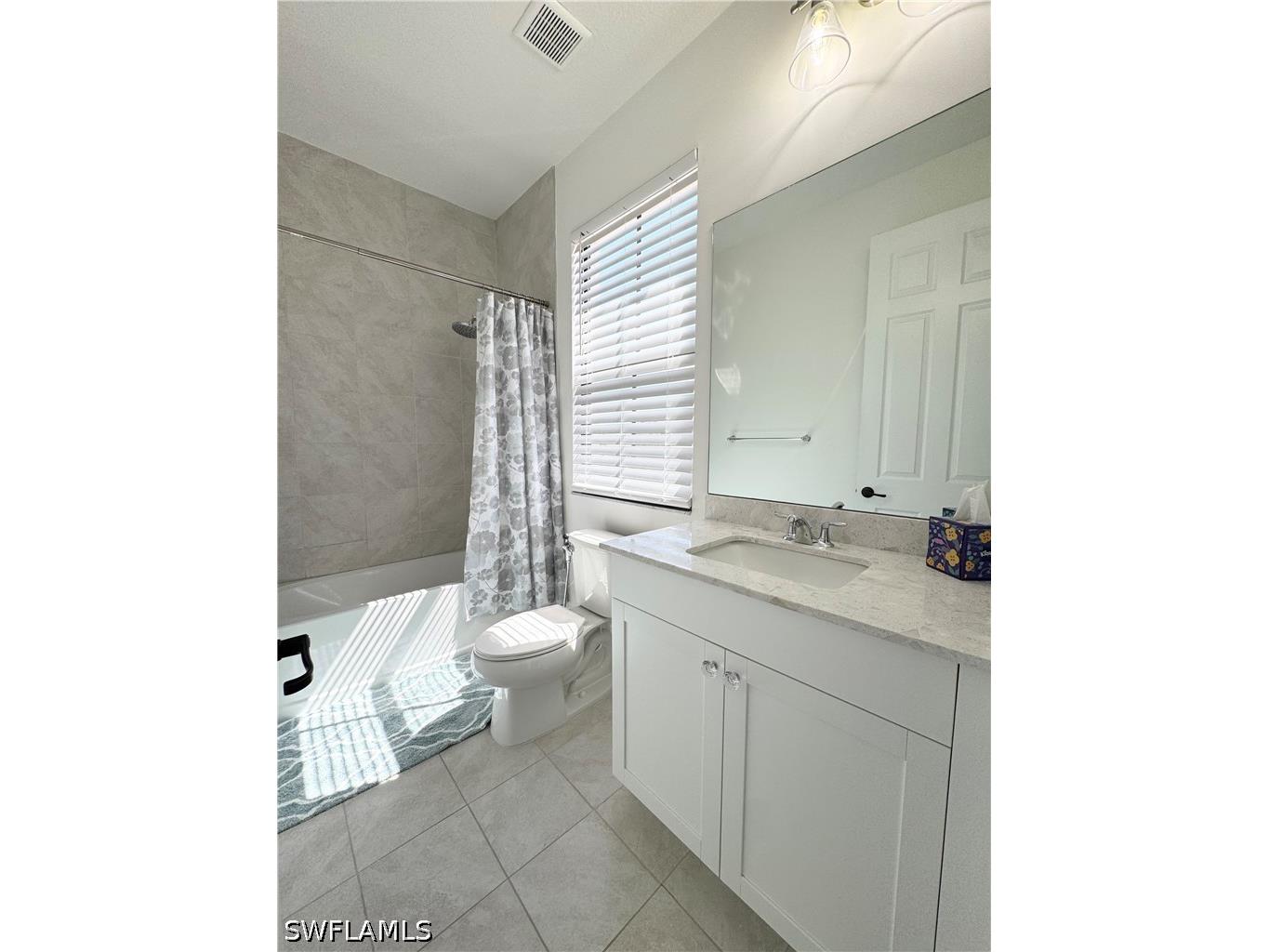 8984 Madrid Circle Naples FL 34104 226021633 image13