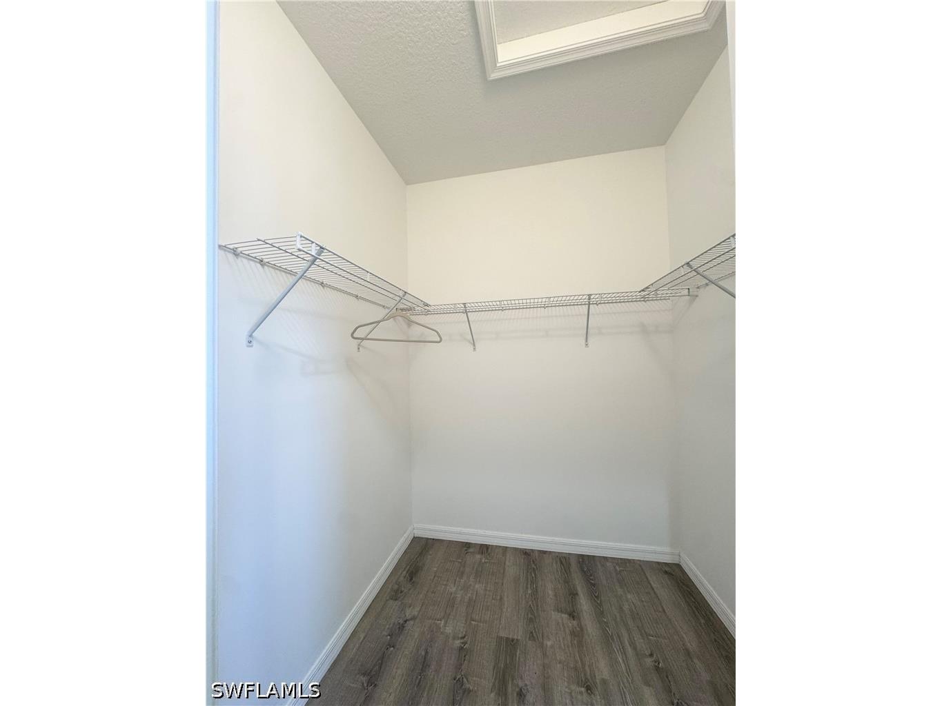 8984 Madrid Circle Naples FL 34104 226021633 image19