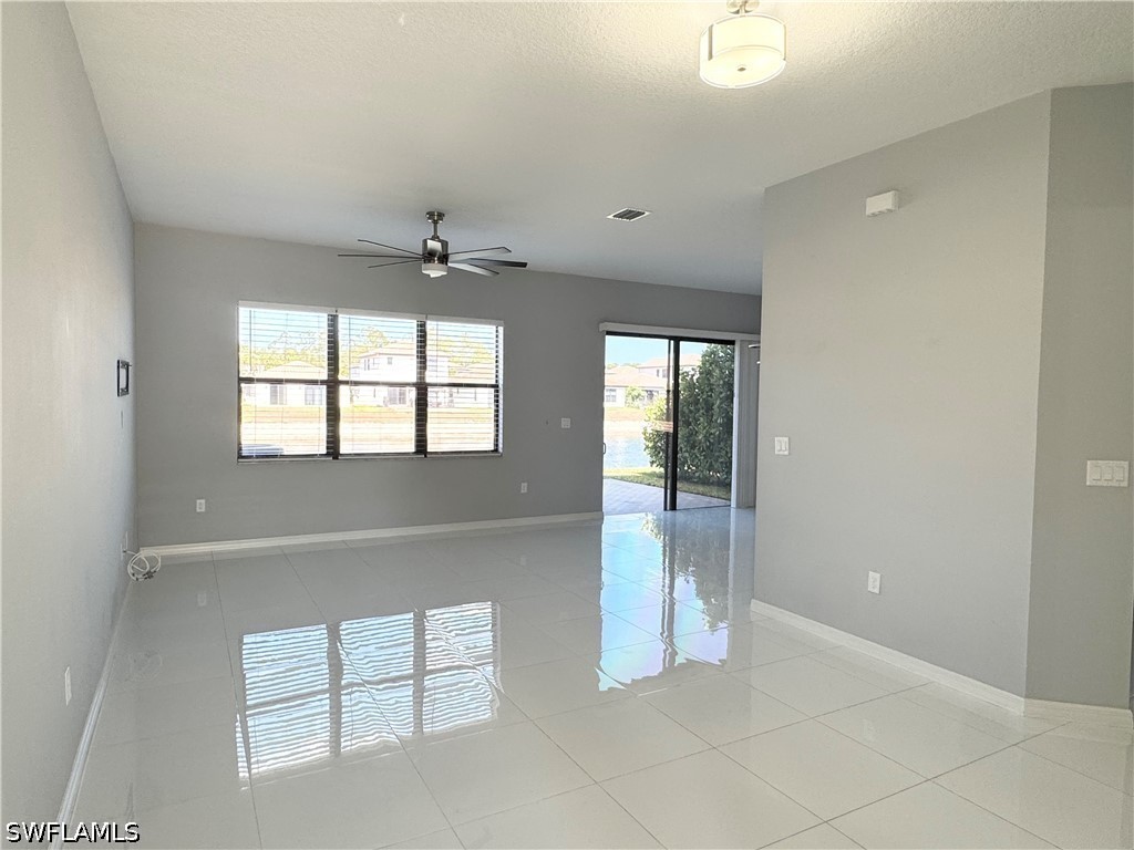 8984 Madrid Circle Naples FL 34104 226021633 image2