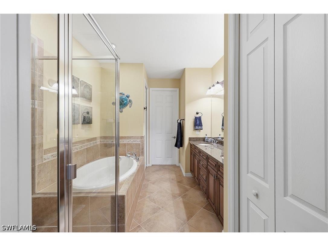 8986 Cambria Circle #2204 Naples FL 34113 226016883 image14