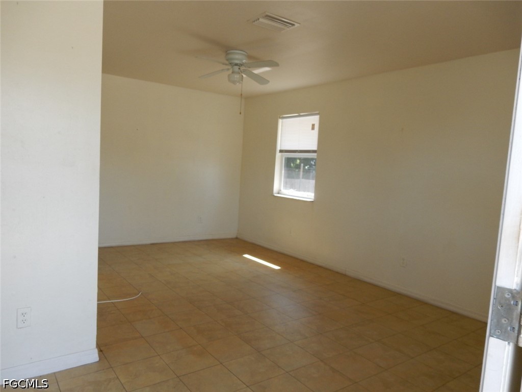 899 Ridgeway Drive North Fort Myers FL 33903 2026021278 image3