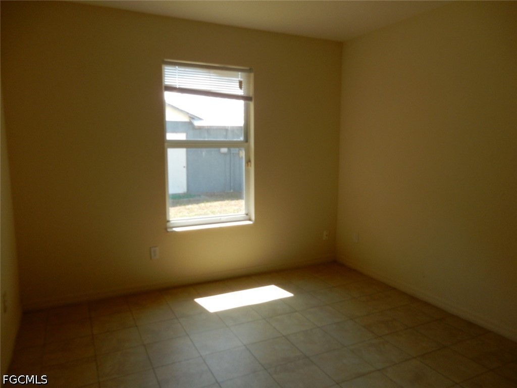 899 Ridgeway Drive North Fort Myers FL 33903 2026021278 image4