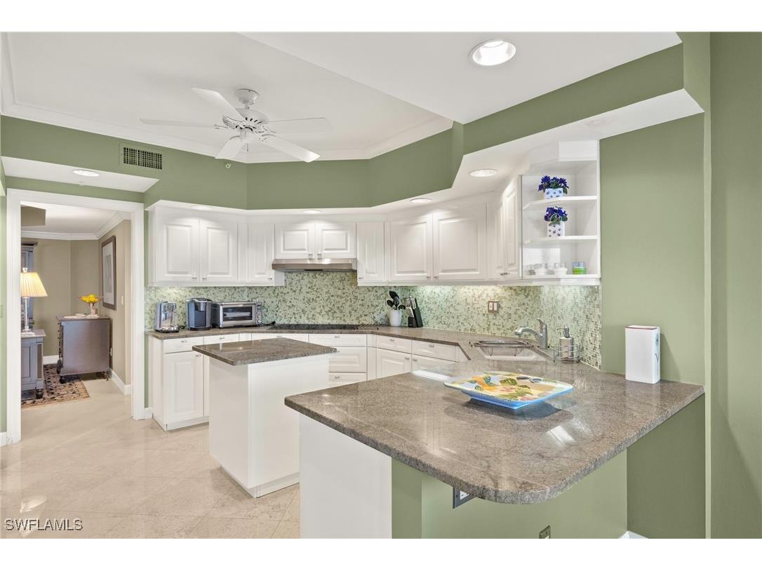 8990 Bay Colony Drive #1002 Naples FL 34108 225057971 image6