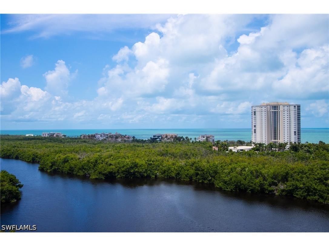 8990 Bay Colony Drive #1002 Naples FL 34108 226019419 image21