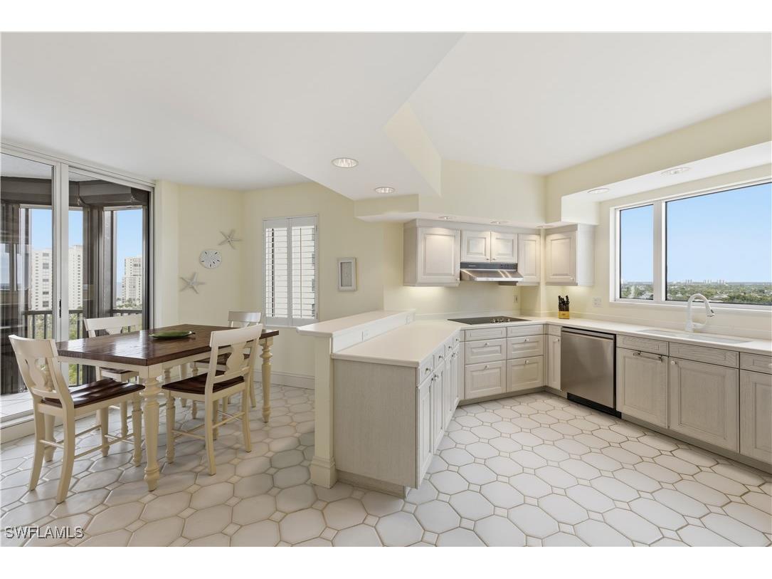 8990 Bay Colony Drive #1203 Naples FL 34108 225084711 image10