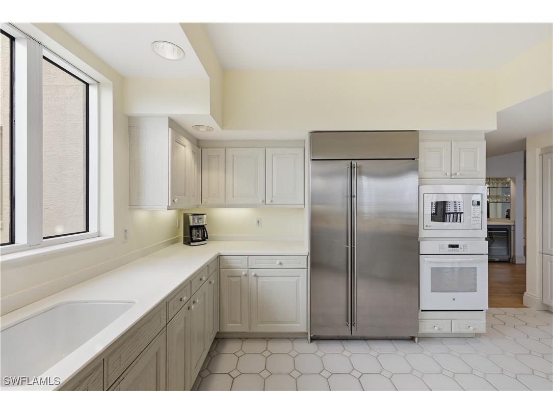 8990 Bay Colony Drive #1203 Naples FL 34108 225084711 image12