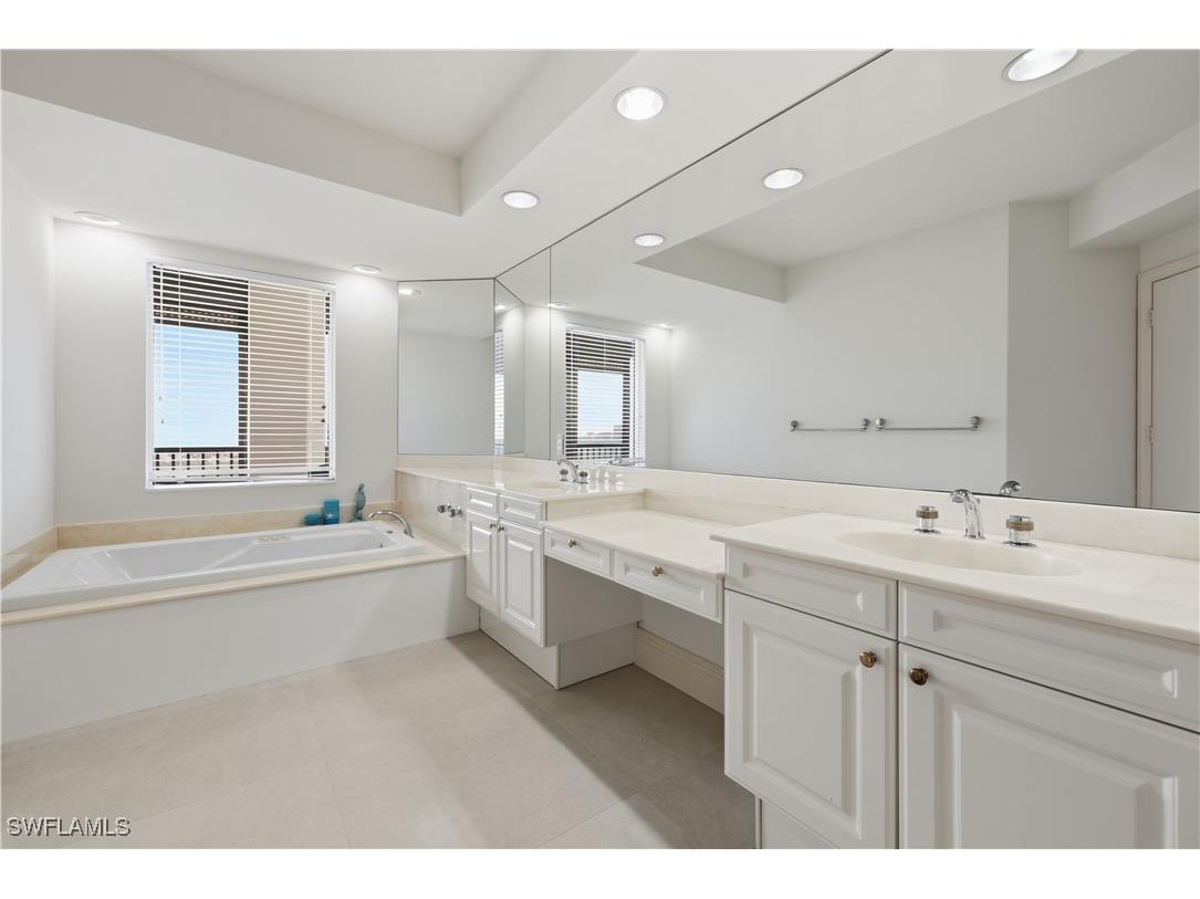 8990 Bay Colony Drive #1203 Naples FL 34108 225084711 image18