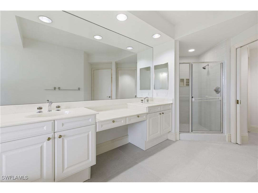 8990 Bay Colony Drive #1203 Naples FL 34108 225084711 image19