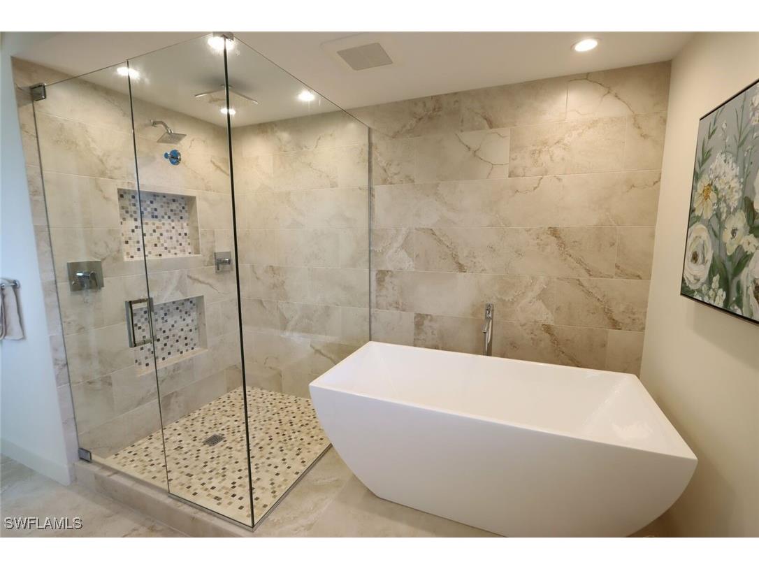 8990 Bay Colony Drive #301 Naples FL 34108 225061767 image17