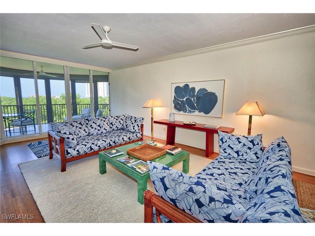 8990 Bay Colony Drive #301 Naples FL 34108 225061767 image4