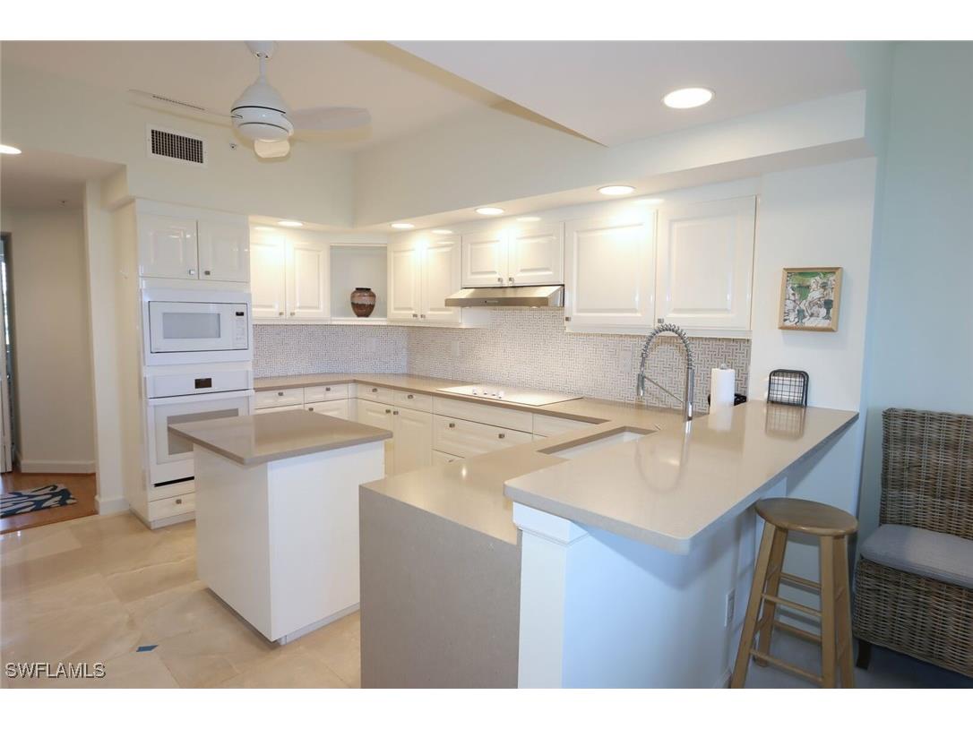 8990 Bay Colony Drive #301 Naples FL 34108 225061767 image7