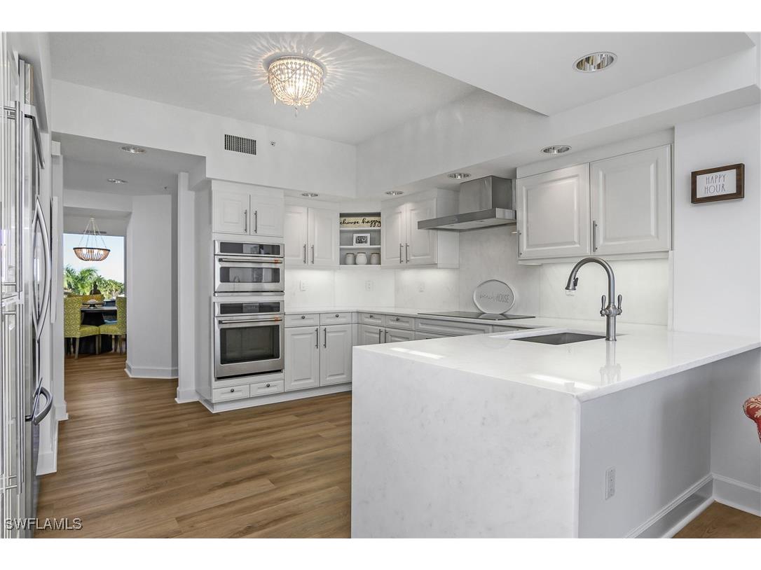 8990 Bay Colony Drive #401 Naples FL 34108 226003664 image12