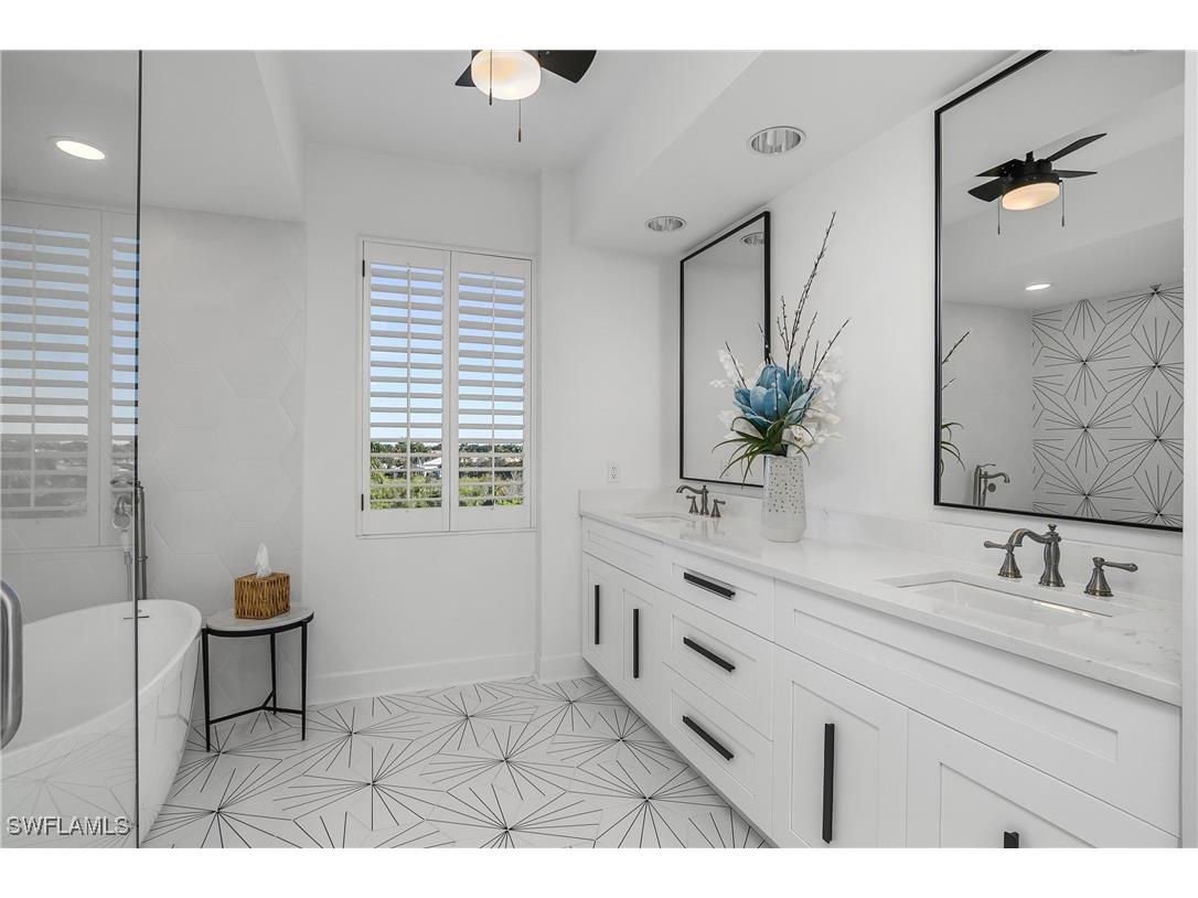 8990 Bay Colony Drive #401 Naples FL 34108 226003664 image17