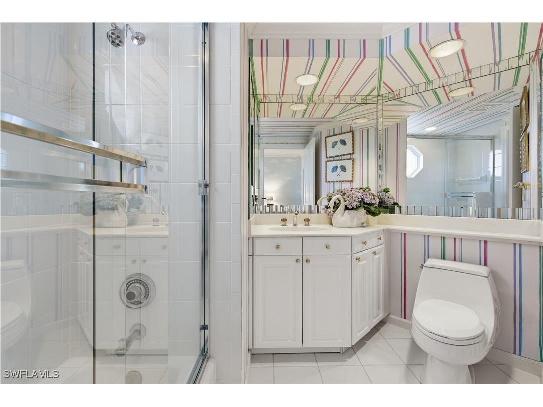 8990 Bay Colony Drive #901 Naples FL 34108 225073545 image24