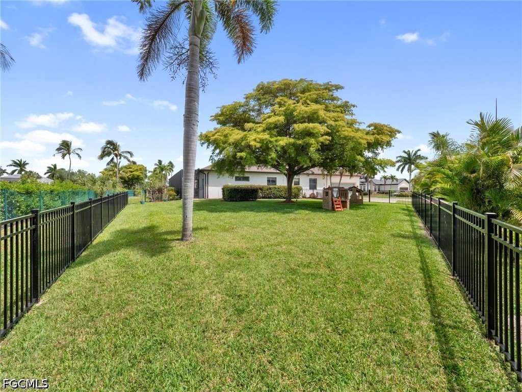 8990 Timber Run Court Fort Myers FL 33908 2026015145 image6