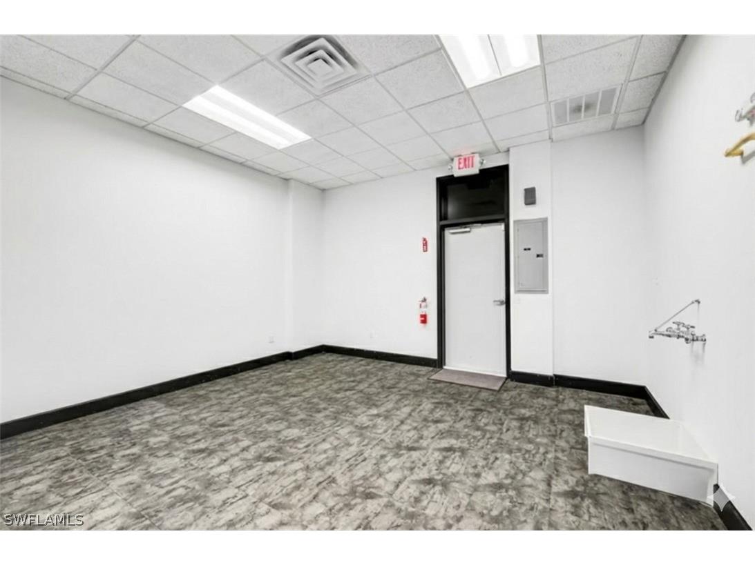 8991 Daniels Center Drive #102 Fort Myers FL 33912 225083881 image4