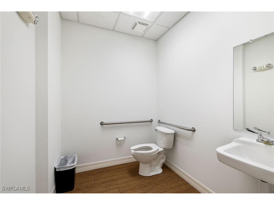 8991 Daniels Center Drive #103 & 104 Fort Myers FL 33912 225050585 image29