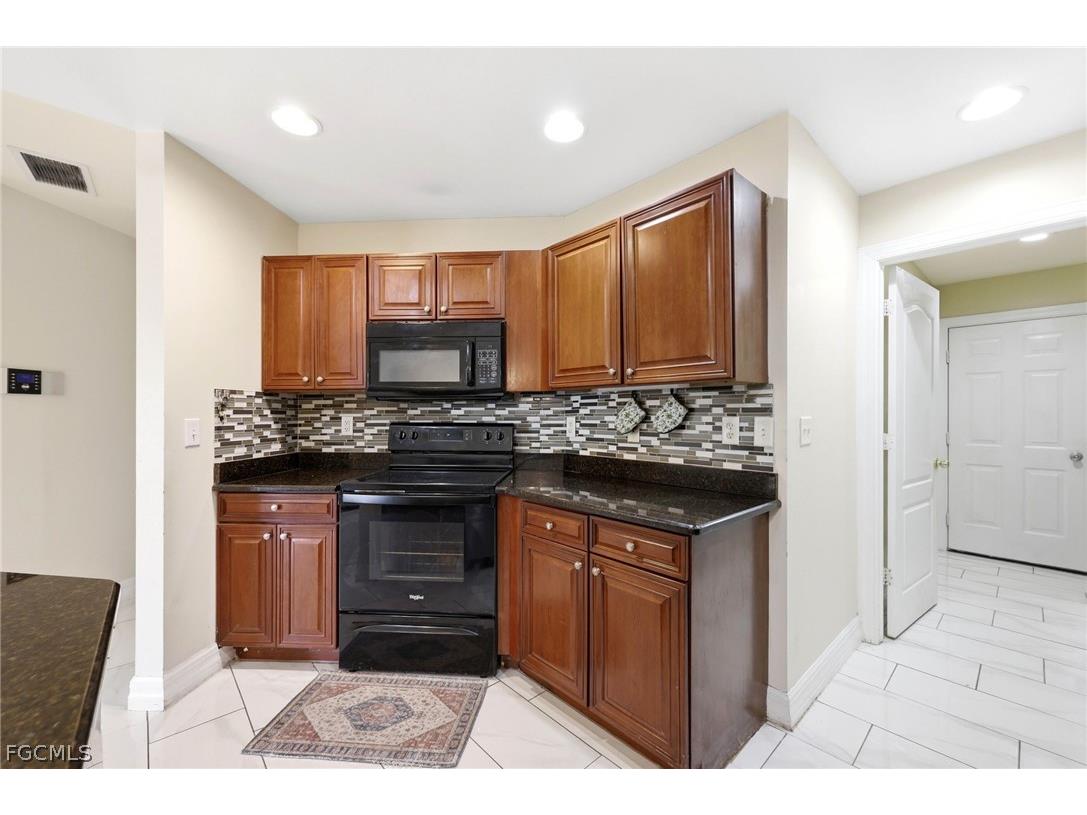 8994 Aegean Circle Lehigh Acres FL 33936 2026012751 image10