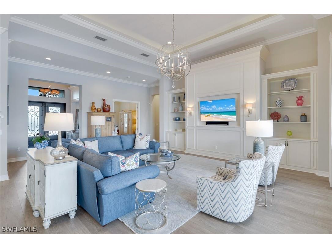 8998 Arrezo Court Naples FL 34119 226006396 image10