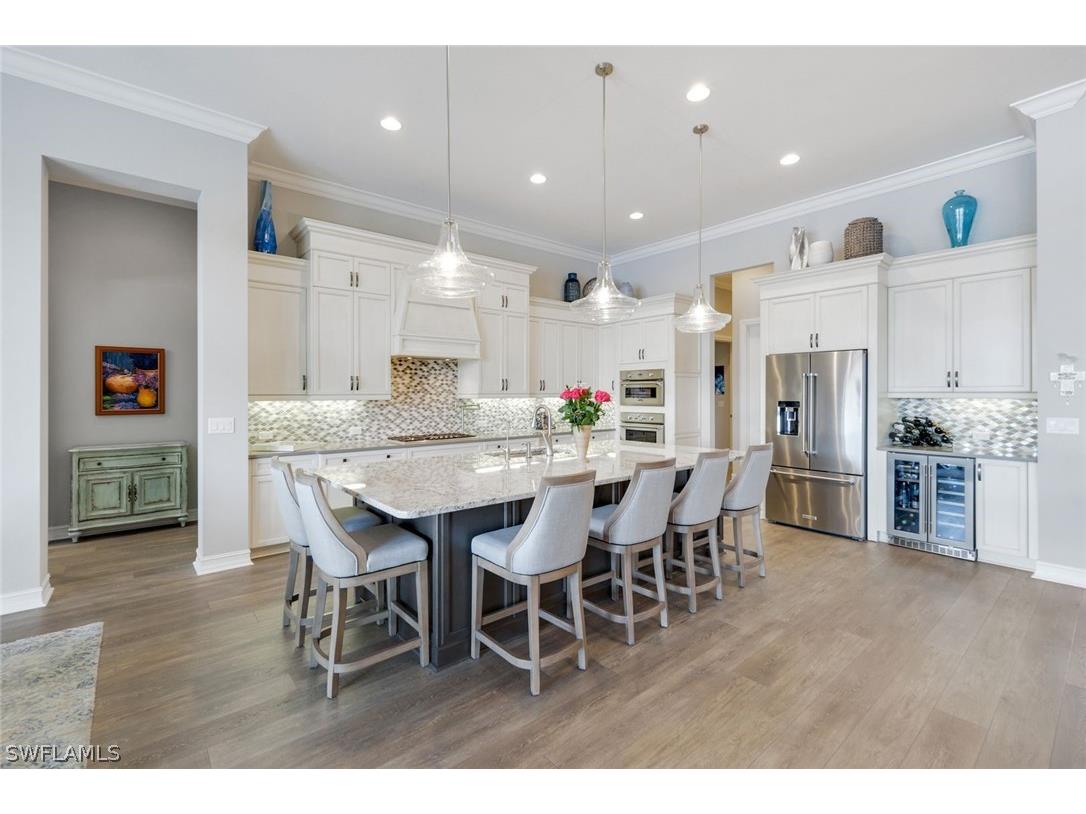 8998 Arrezo Court Naples FL 34119 226006396 image11