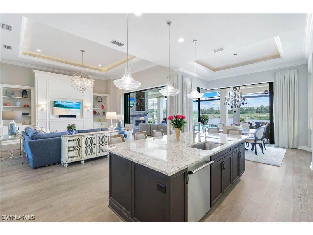 8998 Arrezo Court Naples FL 34119 226006396 image13
