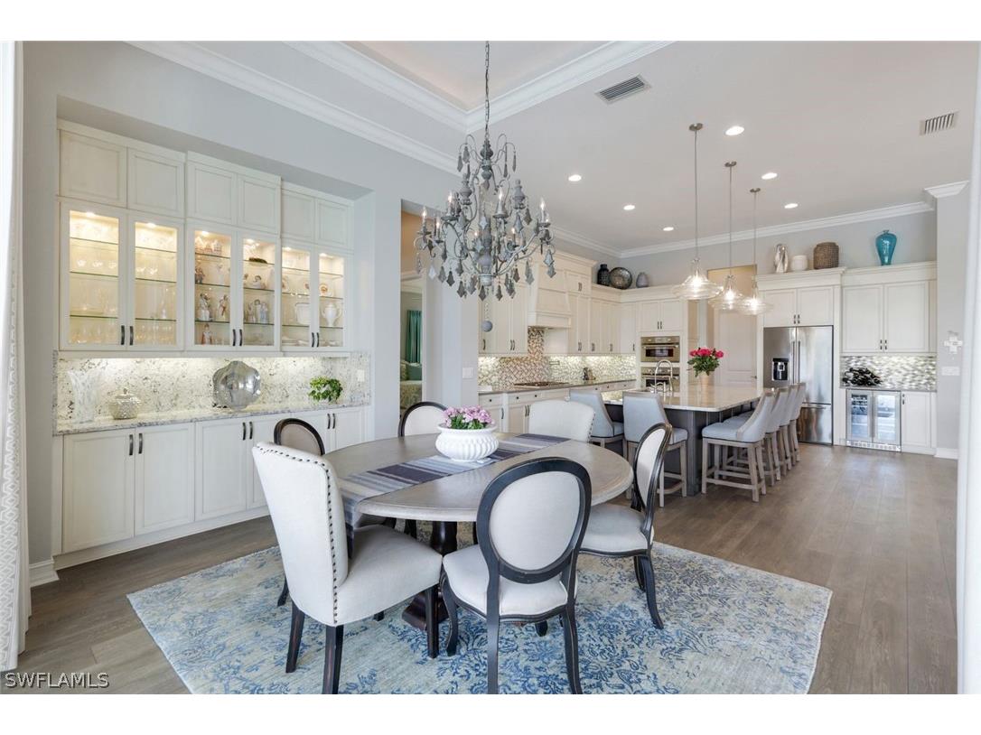 8998 Arrezo Court Naples FL 34119 226006396 image16