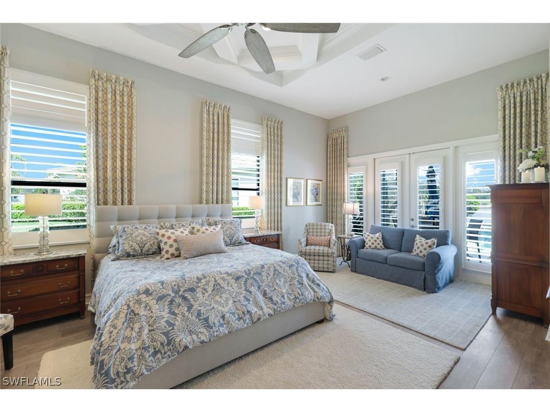 8998 Arrezo Court Naples FL 34119 226006396 image18