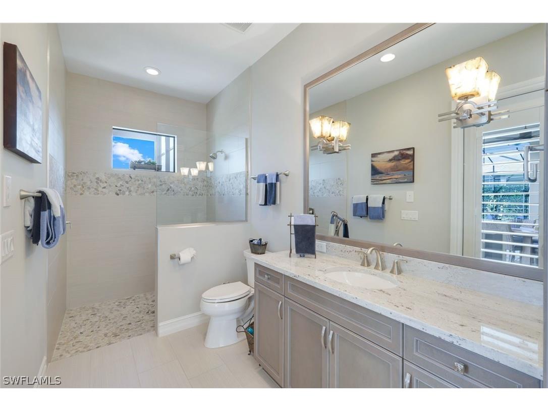 8998 Arrezo Court Naples FL 34119 226006396 image30