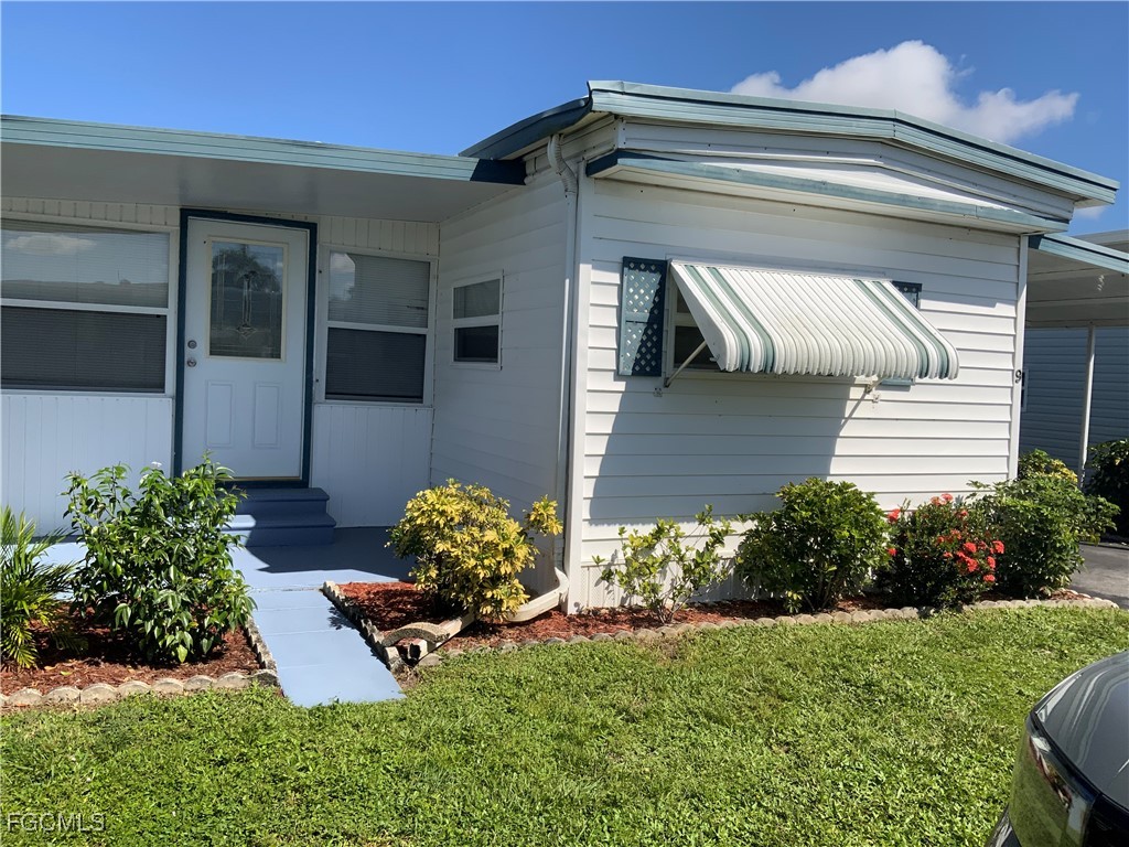 9 Arapaho Trail #223 Naples FL 34113 2025014656 image1