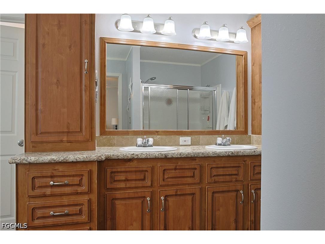 9 Dill Street Alva FL 33920 2026016295 image22