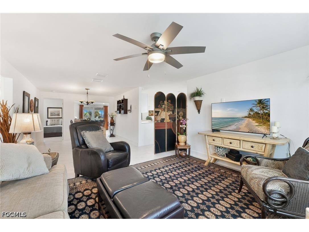 9 Fairview Boulevard Fort Myers Beach FL 33931 2026015718 image15